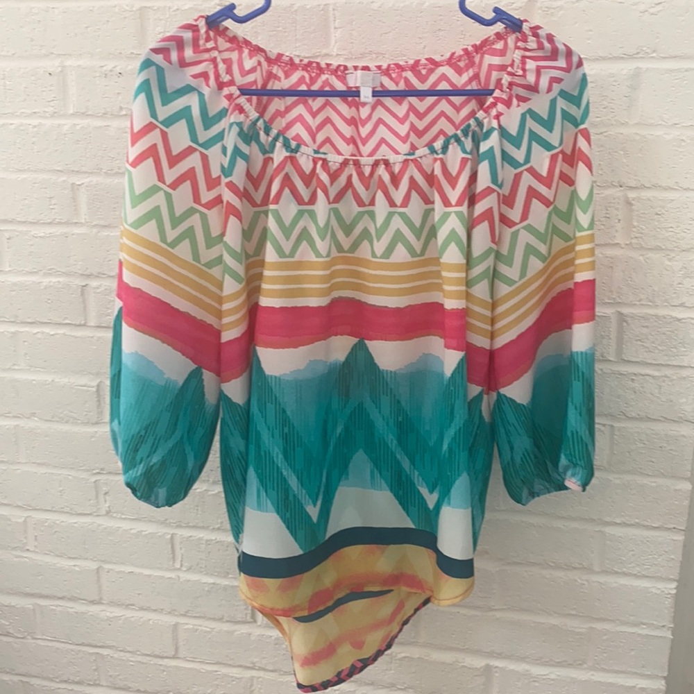 Glam geometric top size Medium like new